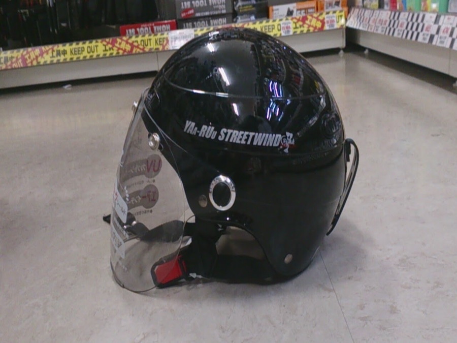 ヘルメットシールドの構造